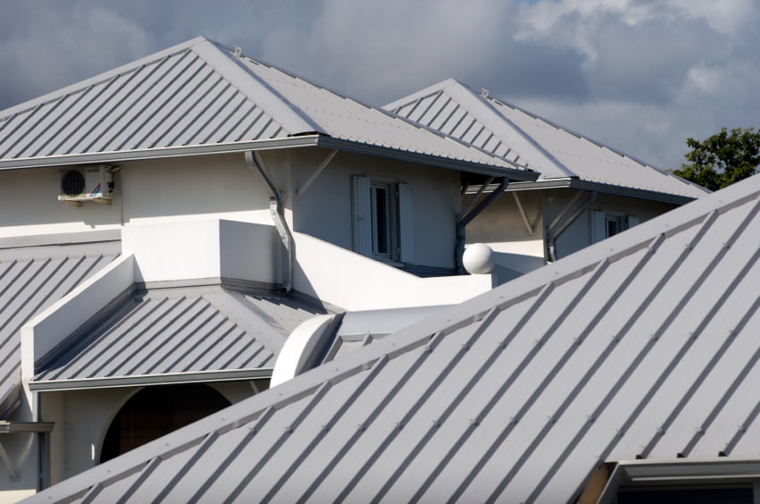 An Overview of the Advantages of Metal Roofing